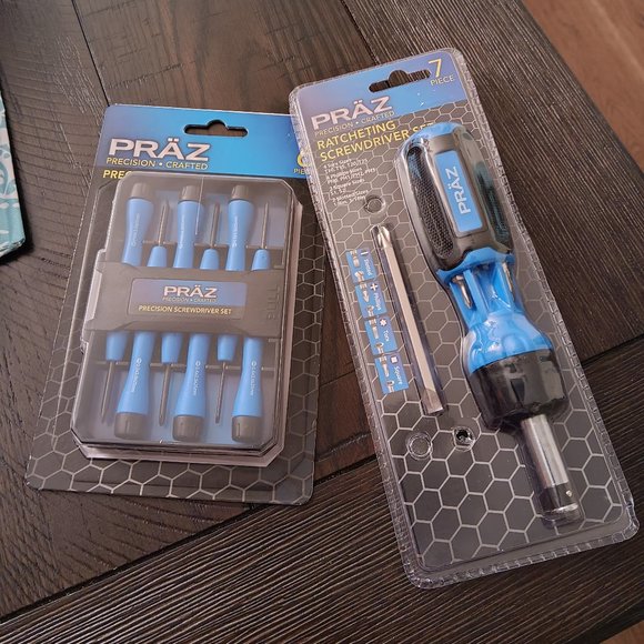 Set of 13 Piece Precison Screwdriver and Ratcheting - Picture 2 of 2